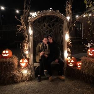 Meet your Posher, Cara